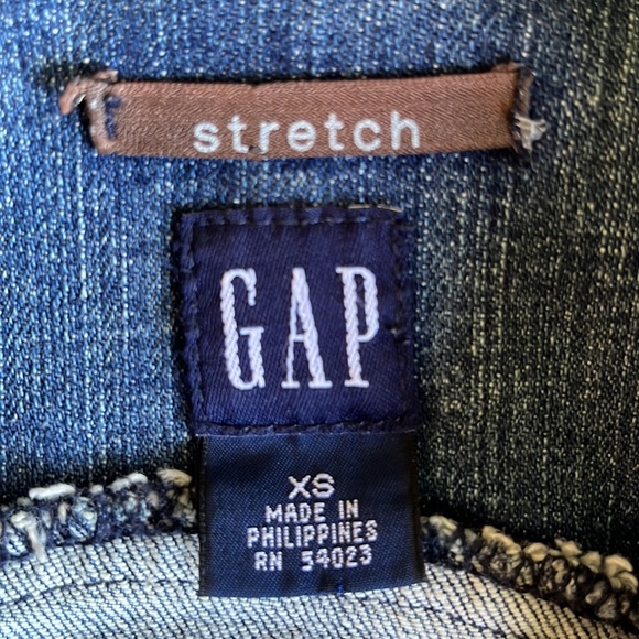 Gap jean jacket - Picture 7 of 7